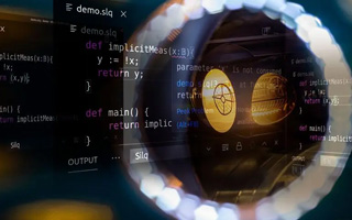 兴安盟 api php源码,下载的php源码怎么运行呢？